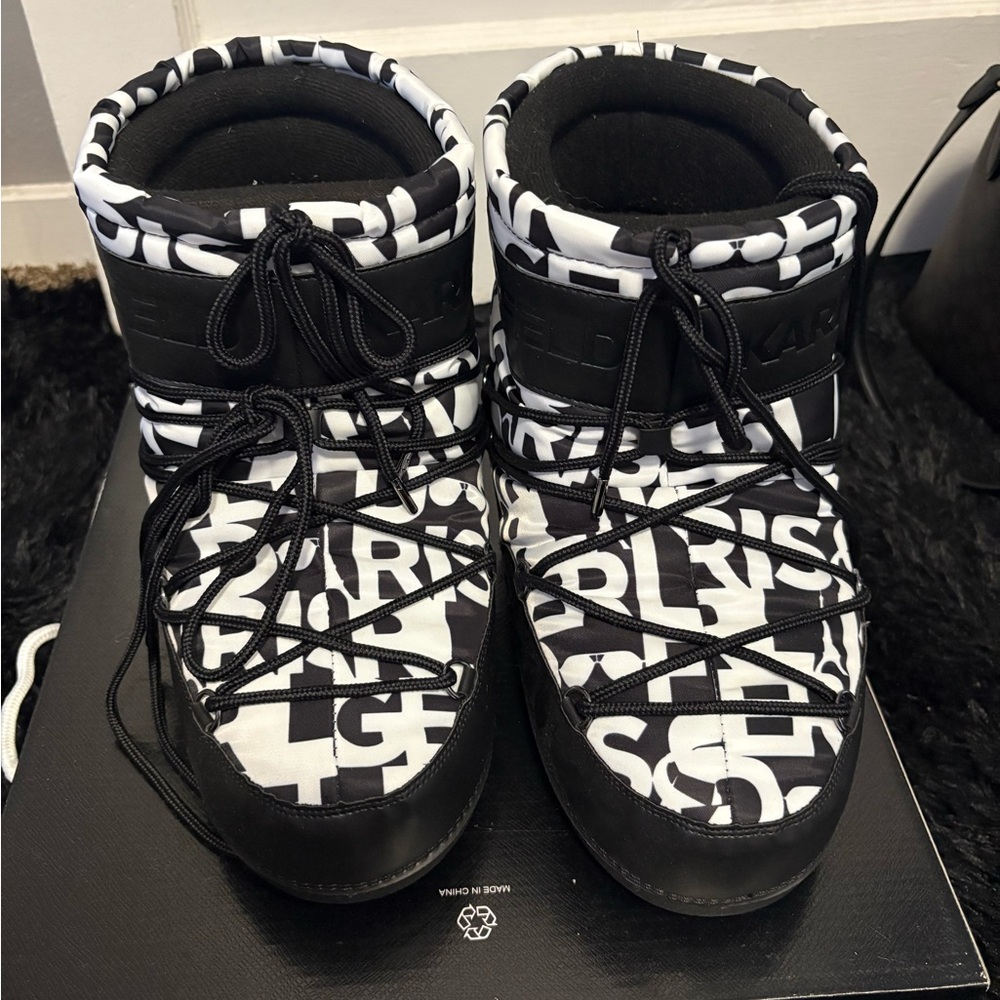 BRAND NEW Karl Lagerfeld snow boots